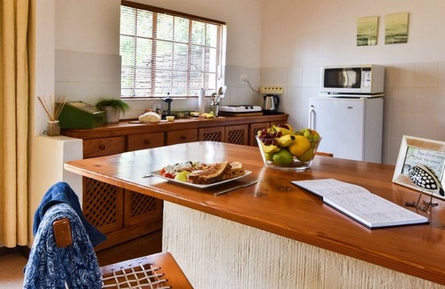 Muldersdrift House | Lavender Tree Spacious Cottage for 2-3 People