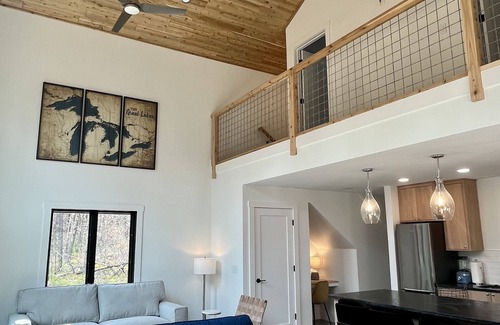 Crawford County House | Lavender Loft- Scandinavian Home - 2Bdrm 4Beds