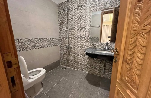 G-8 Sector Bed & Breakfast | Lavish Guest House G-8