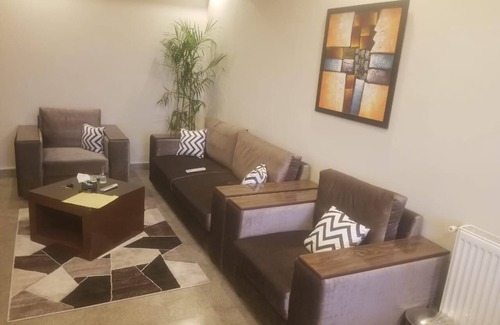 Rawalpindi Apartment | Lavish Living Apartments & Suites