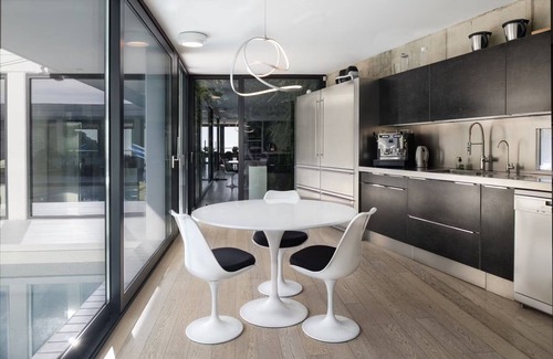 Mas Ram Villa | Lavish villa with outdoor hot tub