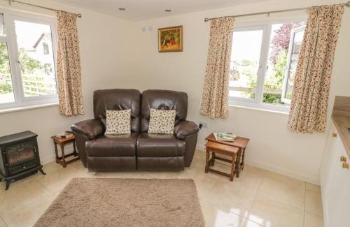 Ashleworth House | Lawn Lodge