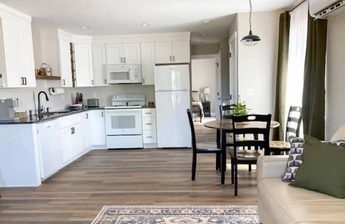 Hurricane Apartment | Lazy B Bungalow of Zion E