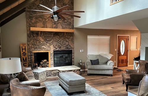 Pinetop Ski Chalet | Lazy Bear Chalet - Pinetop Country Club