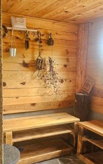 Donji Lapac Ski Chalet | Lazy bear
