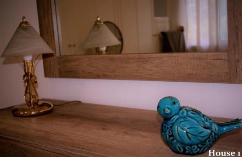 Nea Iraklitsa House | Lazy Cat Holiday House