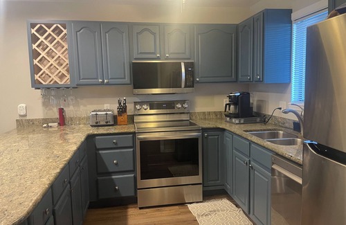 Osage Beach Condo | Lazy Days Condo- 5 BR/4 Bath w/2 Lakefront Decks - Perfect for Large Families