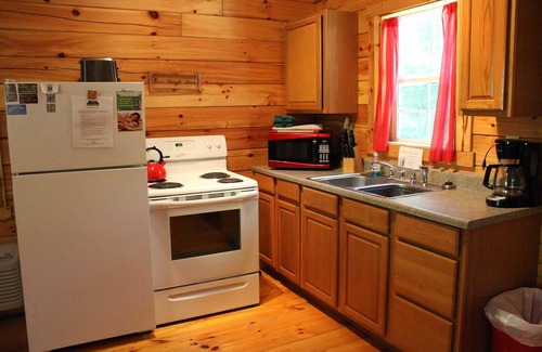 Logan Cabin | Lazy Lane Cabins - Buckeye