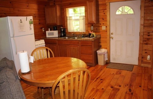Logan Cabin | Lazy Lane Cabins - Jack Pine Hollow