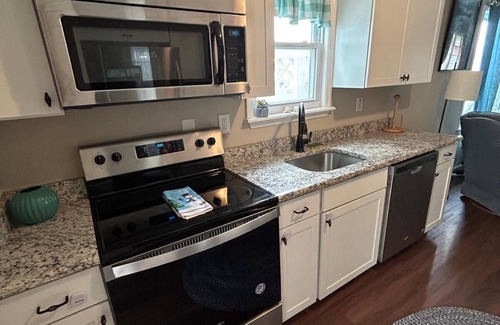 Peahala Park Condo | LBI condo 1st floor 3 beds/1 bath walk to beach