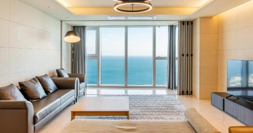 Haeundae Hotel | LCT Residence Y collection