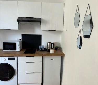 Coudekerque-Branche Apartment | Le 32 - Studio rénové - Centre