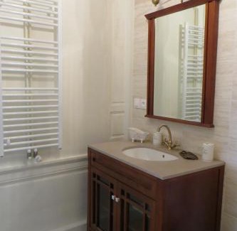 Montsaugeon Bed & Breakfast | Le Bailli de Montsaugeon