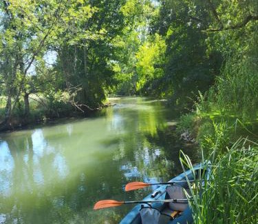 Marnay Bed & Breakfast | Le Bastion