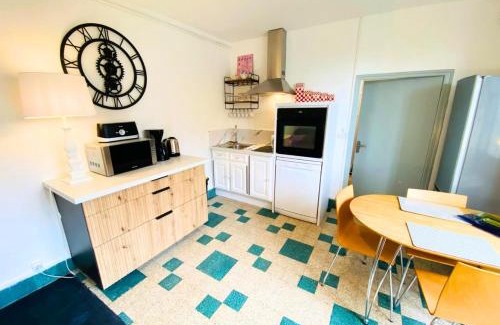 Jaunay-Clan Apartment | Le Bellevue #2 - 5 personnes - Futuroscope -La Conciergerie