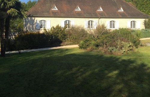 Thiviers Hotel | Le Belvédère