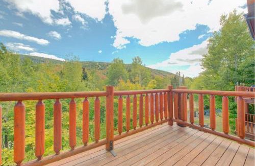 Saint-Philemon House | Le Boise du Midi 66-C