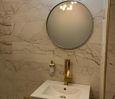 Saint-Leonard Apartment | « Le Boudoir d’Elodie » le Spa Romantique