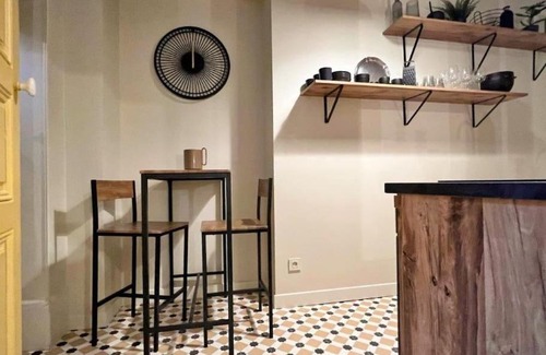 Centre Apartment | Le boudoir de Clem