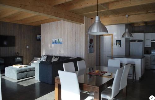 Bonaventure Regional County Municipality House | Le Bord de mer