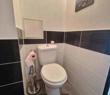 Saint-Vincent-d'Olargues Bed & Breakfast | Le camélia de la mazarié