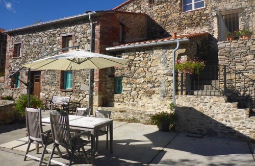 Prats-de-Mollo-la-Preste Apartment | LE CAMELIA - Le Mas Taillet - Apartment for two people