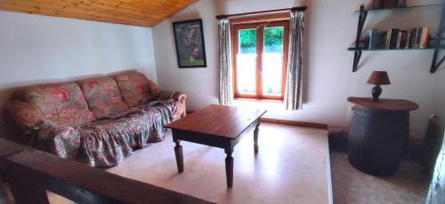 Brognon House | Le caprice