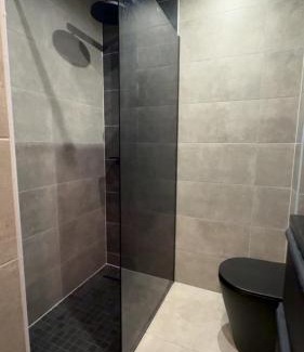 Neudorf Ouest Apartment | LE CARRÉ STRASBOURGEOIS - LOGEMENT ENTIER AU CENTRE DU NEUDORF f1