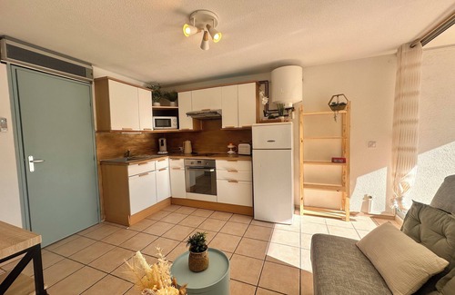 Le Grau-Du-Roi Apartment | Le Catamaran - Studio proche de la mer avec terrasse