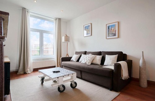 Lille-Moulins Apartment | Le charme de l'ancien dans le centre de Lille.