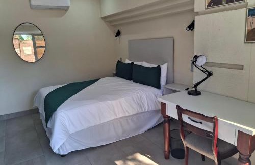 Newcastle House | Le Chateau