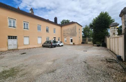 Gray-la-Ville Apartment | Le Clos Mauron Numéro 12