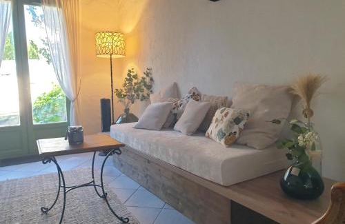 Pezenas House | Le clos Roby maison avec piscine proche du centre historique