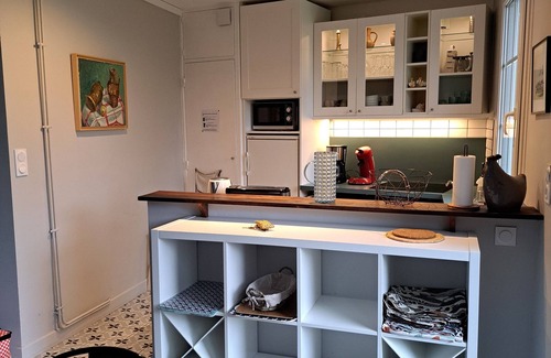 Saint-Vaast-la-Hougue House | Le clos Saint Vaast near the beach and harbour in the town center