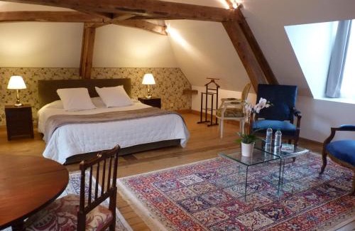 Chateau-Renard Bed & Breakfast | Le Clos Saint Nicolas
