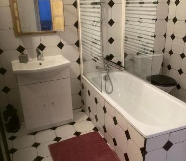 Gencay House | Le Cocon Châtelain