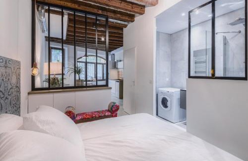 Old Lyon Apartment | Le cocon du Vieux Lyon AIL