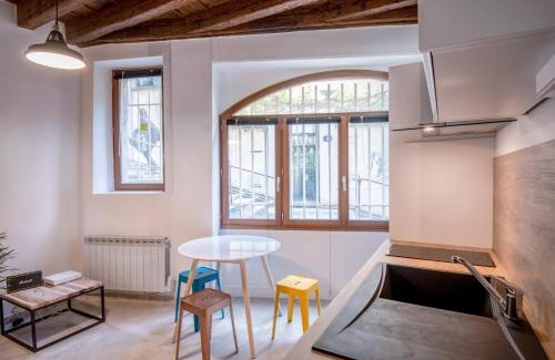 Old Lyon Apartment | Le cocon du Vieux Lyon AIL