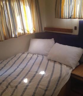 Saint-Jean-de-Losne Boat Rental | Le Colibri