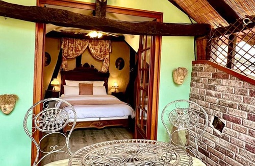 Bergerac Hotel | Le Colombier De Cyrano Et Roxane