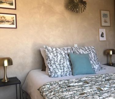 Sablet House | Le Colombier