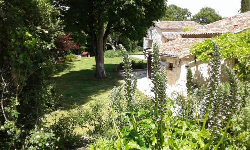 Pujols Bed & Breakfast | Le Colombier