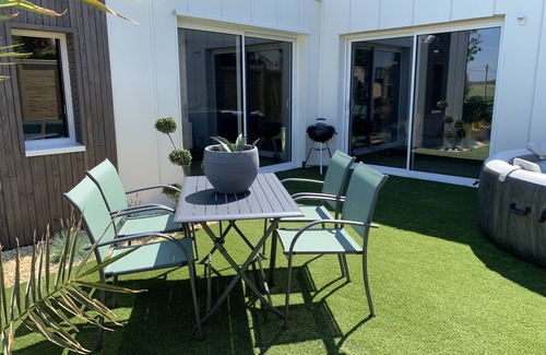 Tilques House | Le Container du Marais - Hébergement 4 Personnes