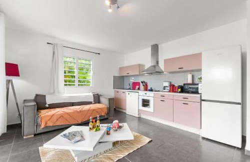 Cul de Sac Apartment | Le Cosmopolitain Appart 4/5p terrasse piscine
