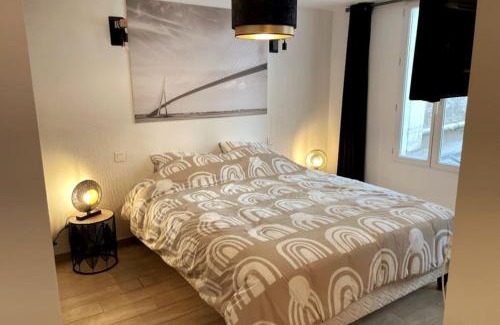 Fontainebleau Apartment | LE COSY - 2 Pers - Hyper centre de Fontainebleau