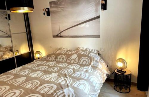 Fontainebleau Apartment | LE COSY - 2 Pers - Hyper centre de Fontainebleau