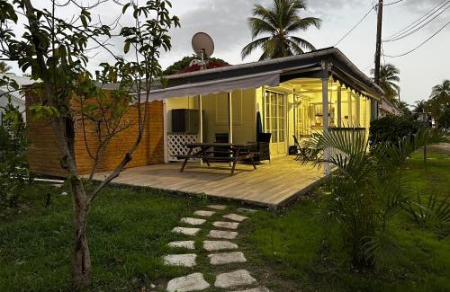 Sainte-Anne House | Le cottage de castaing sur plage privée