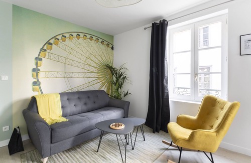 Centre Apartment | Le Crazy - One Bedroom Apartment, Sleeps 4