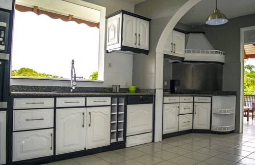 Sainte-Anne Villa | LE DOMAINE DE BOISVIN