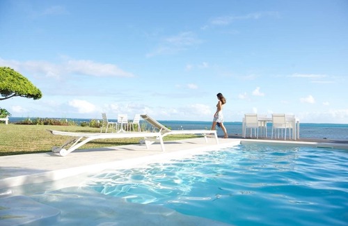 Paea Villa | Le Ficus Iti - Belle villa bord de mer et piscine